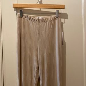 Full length reformation party pants. Size xs. New with tags.